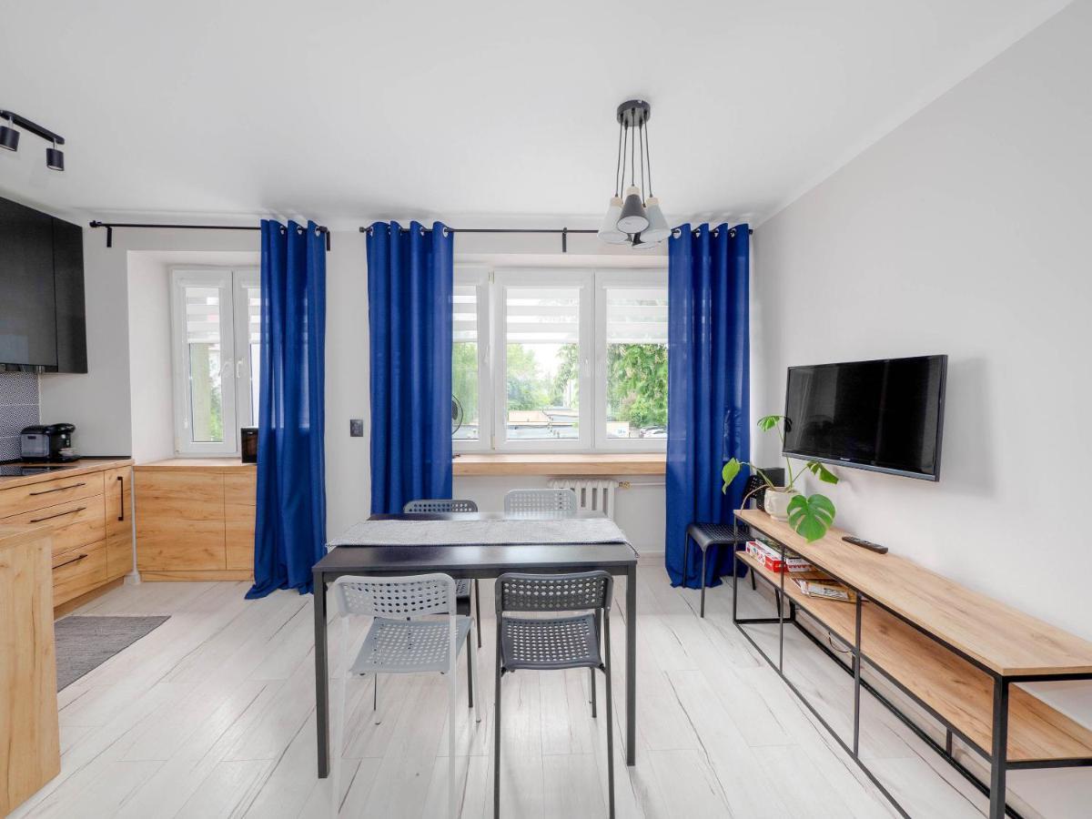 פלוק Vistula Two-Bedroom Apartment מראה חיצוני תמונה