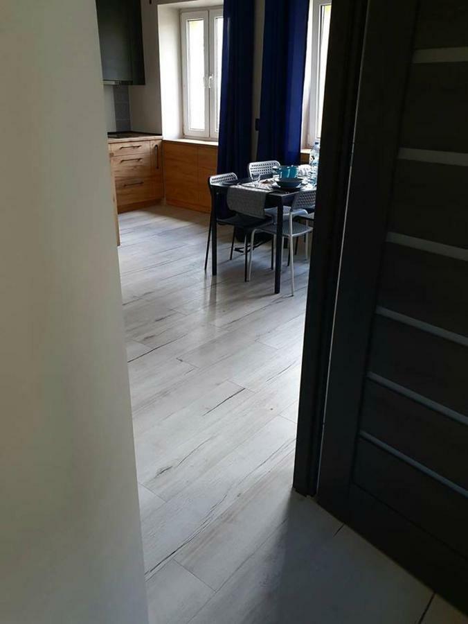 פלוק Vistula Two-Bedroom Apartment מראה חיצוני תמונה
