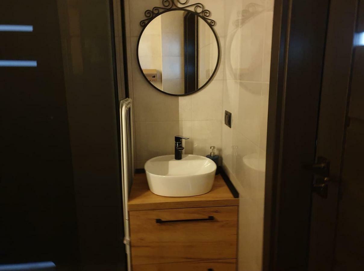 פלוק Vistula Two-Bedroom Apartment מראה חיצוני תמונה