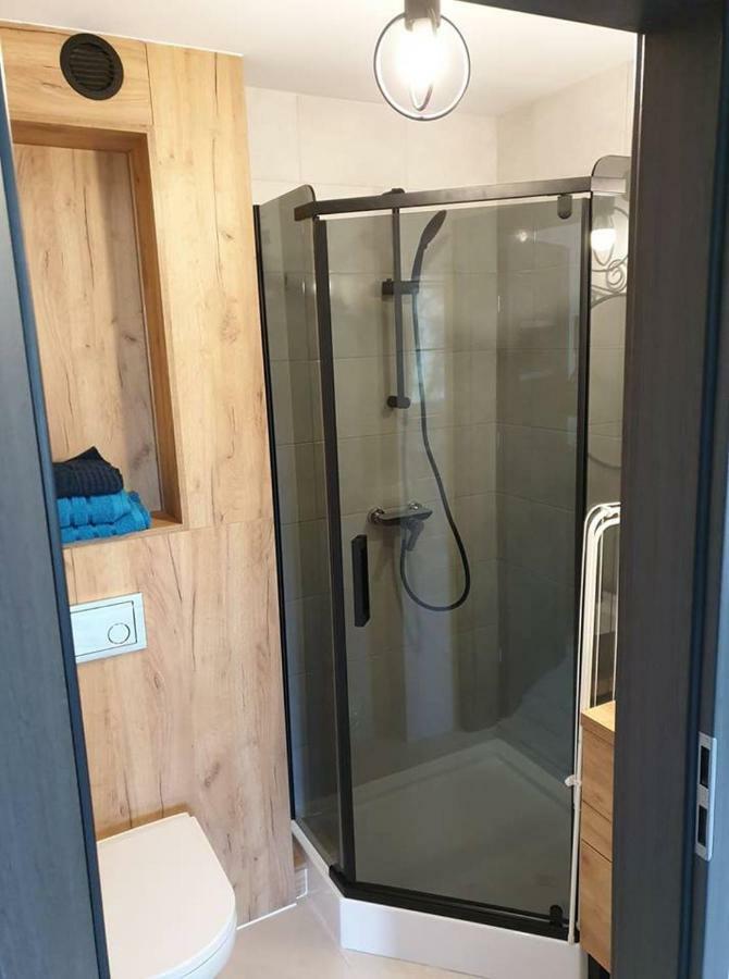 פלוק Vistula Two-Bedroom Apartment מראה חיצוני תמונה