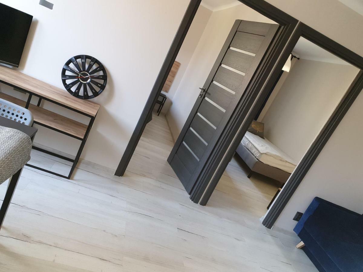 פלוק Vistula Two-Bedroom Apartment מראה חיצוני תמונה