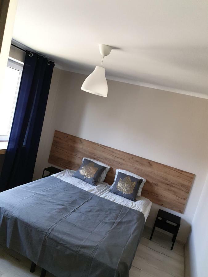 פלוק Vistula Two-Bedroom Apartment מראה חיצוני תמונה